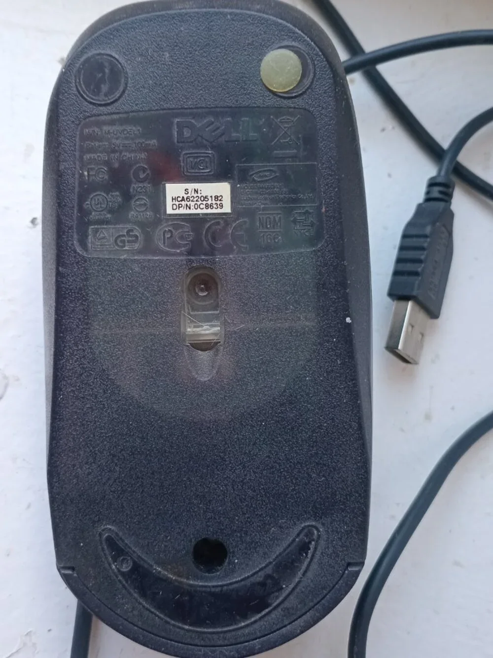 DELL COMPUTER KEYBOARD MOUSE S/N HCA62205182 DP/N 0C8639 & ASPCA MOUSEPAD
